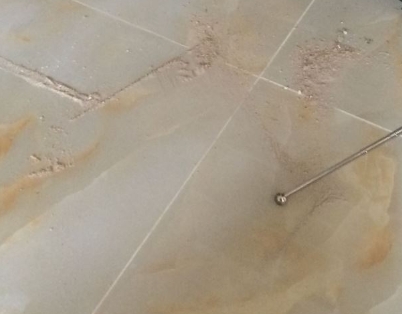 松滋瓷砖空鼓维修公司分享粘合剂选择不当在瓷砖铺贴过程中可能导致以下问题